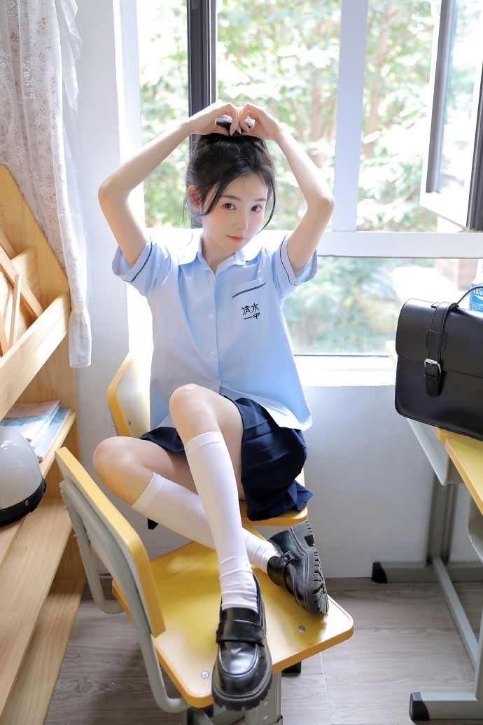 制服·竖屏条漫合辑 第4页
